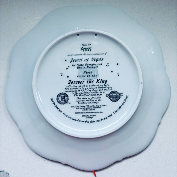 Elvis Bundle: Pez Tin, Jewel of Vegas Plate, 2 Ornaments, Tin - Picture 7 of 11